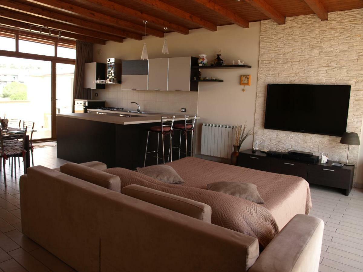 Apartamento A Due Passi Da Tutto Catania Exterior foto